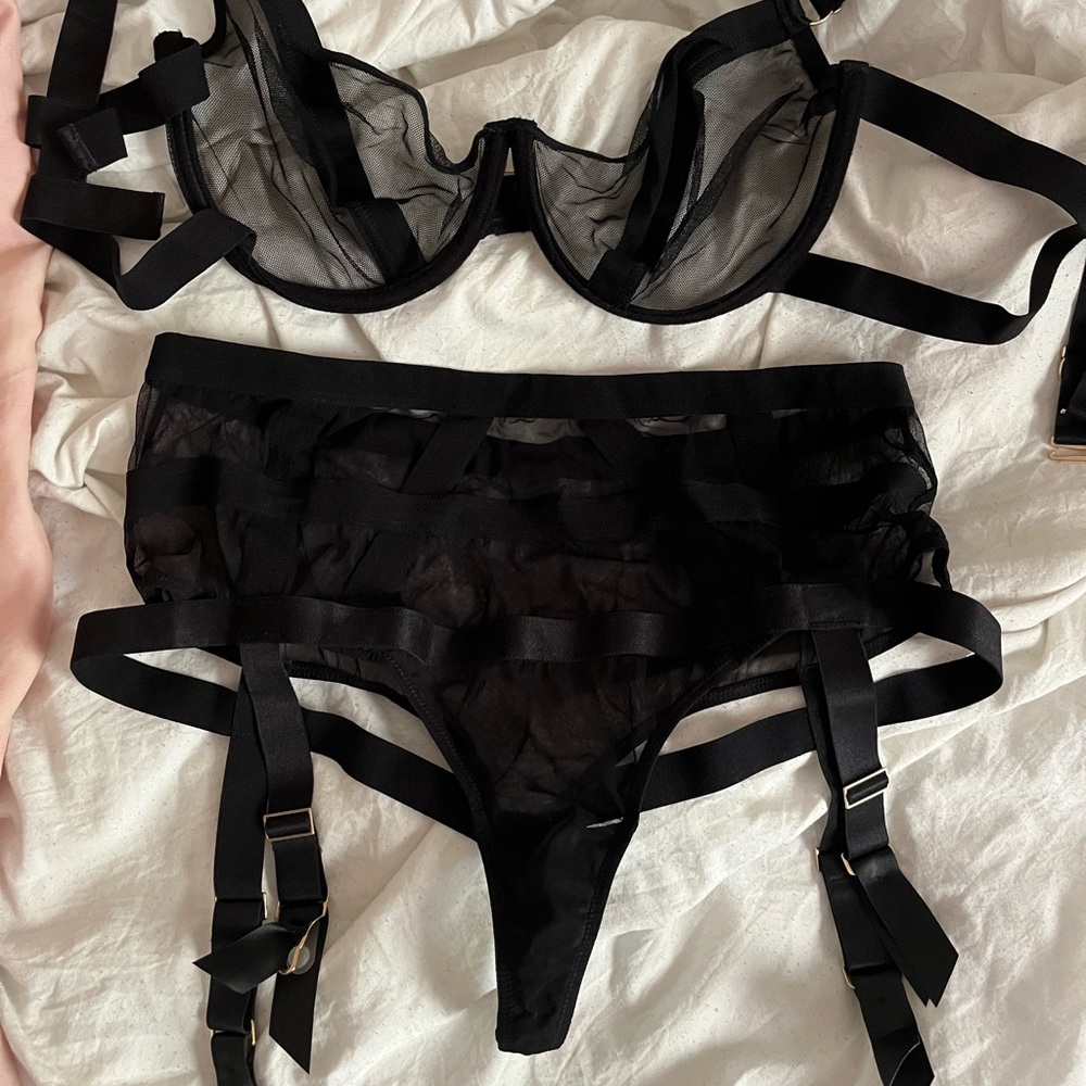 Bluebella Karonlina Set